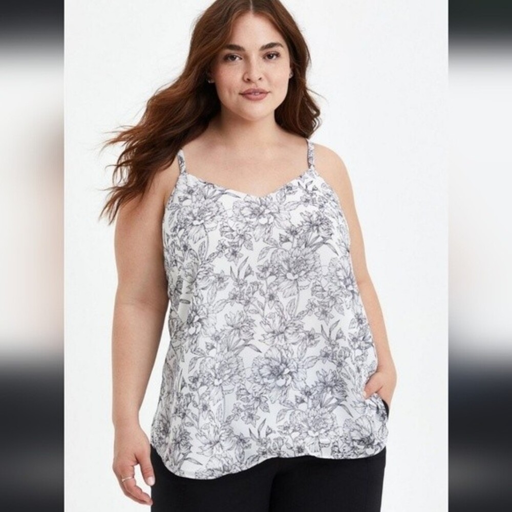 Torrid White & Black Floral Sophie Tank Size 00 - Medium